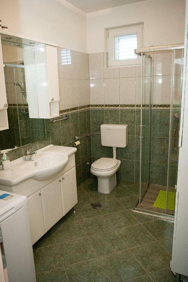 Apartman Ana Radovin Екстер'єр фото