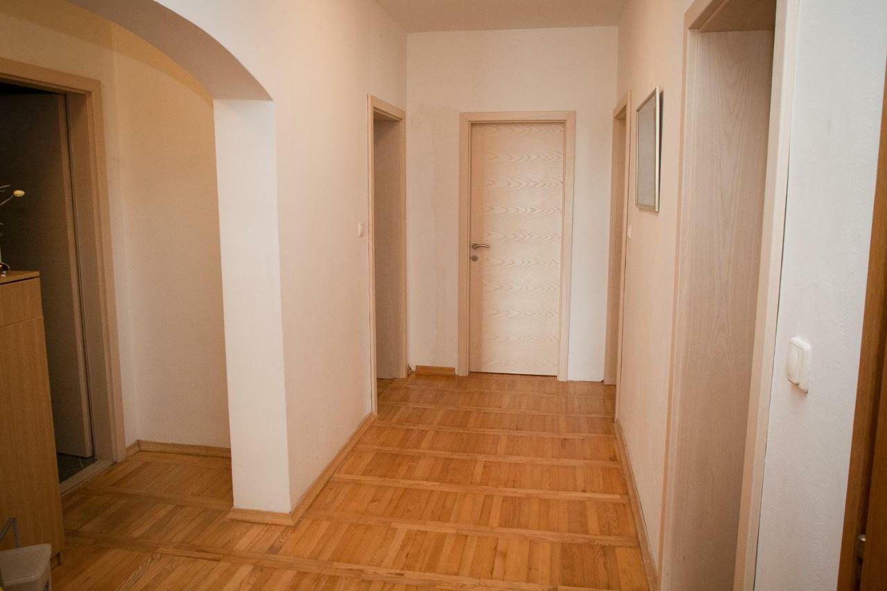 Apartman Ana Radovin Екстер'єр фото