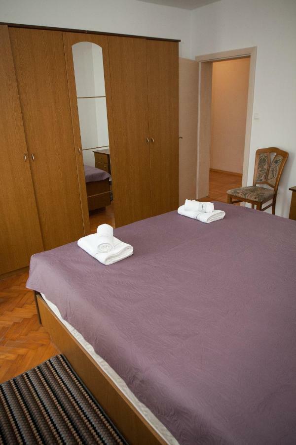 Apartman Ana Radovin Екстер'єр фото
